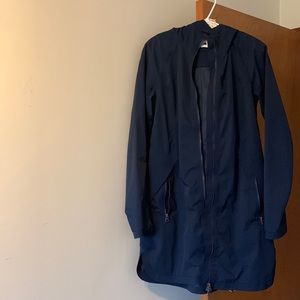 Lululemon Rain Jacket Size 8 GUC